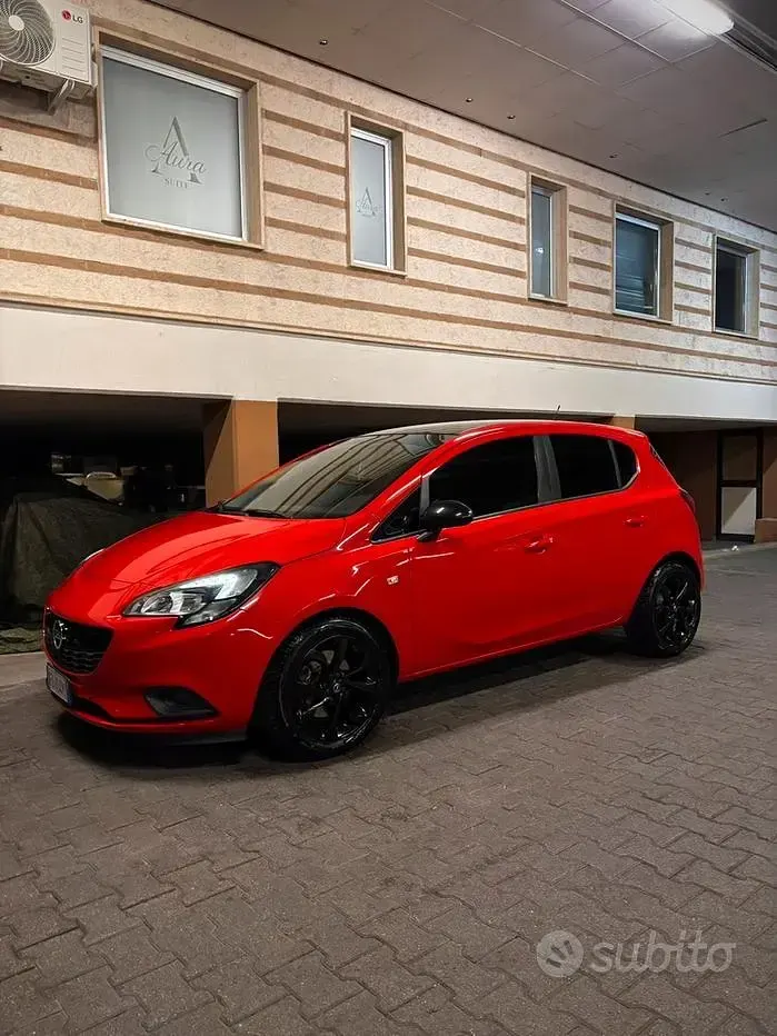 Usata Opel Corsa 75 CV (55 kW) 2016 Rosso Utilitaria