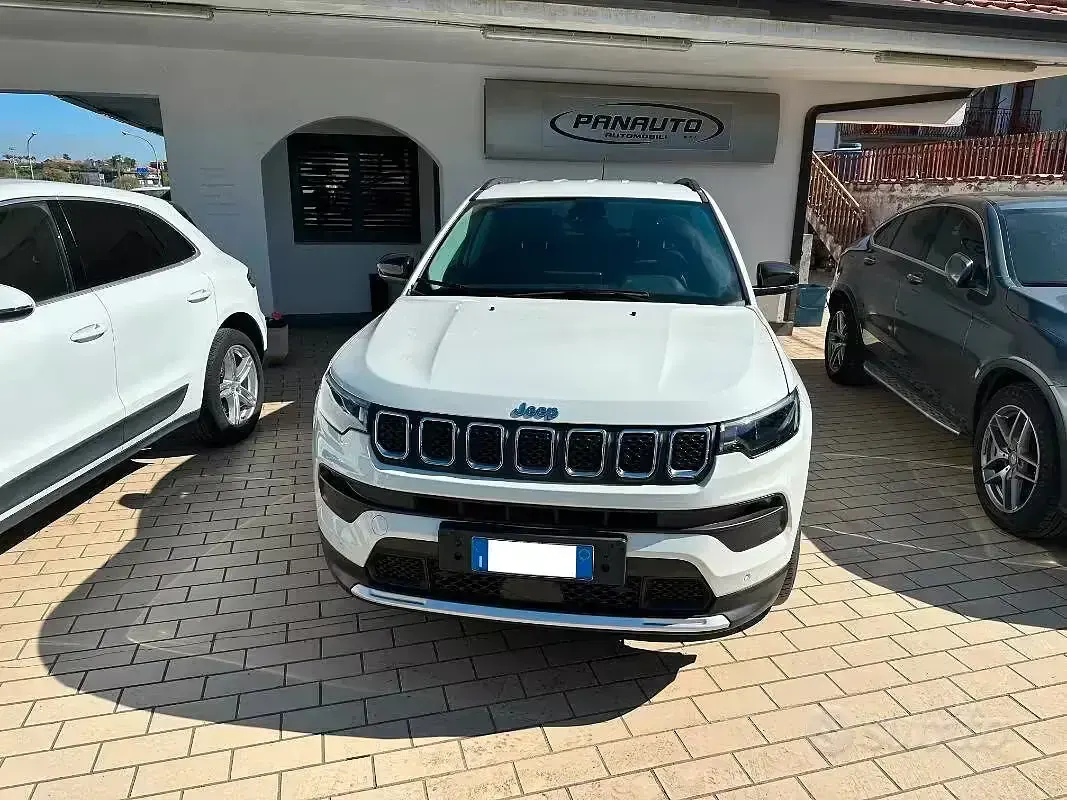 Usata Jeep Compass Limited 2022 Bianco SUV