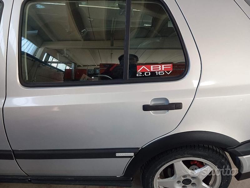 Usata VW Golf GTI 1995 Grigio Berlina