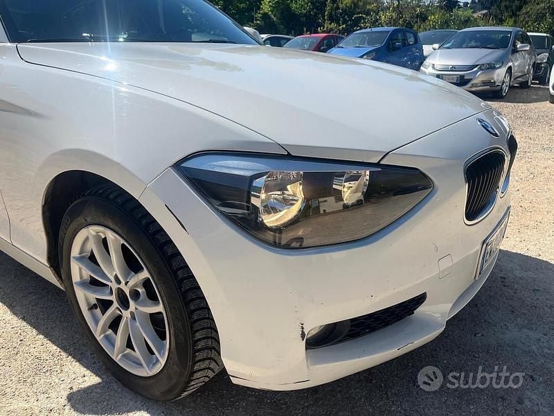 Usata BMW 118 143 CV (105 kW) 2014 Bianco Utilitaria