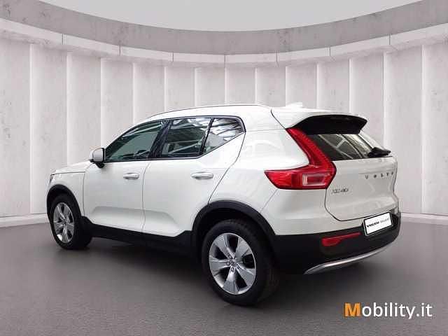 Usata Volvo XC40 Business Edition 163 CV (119 kW) 2020 Bianco SUV