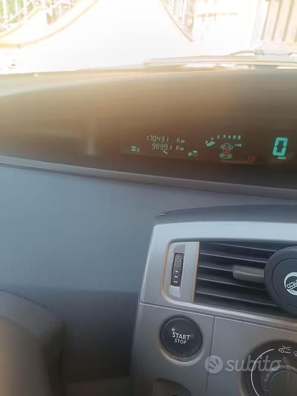 Usata Renault Scénic II 105 CV (77 kW) 2007 Nero Monovolume