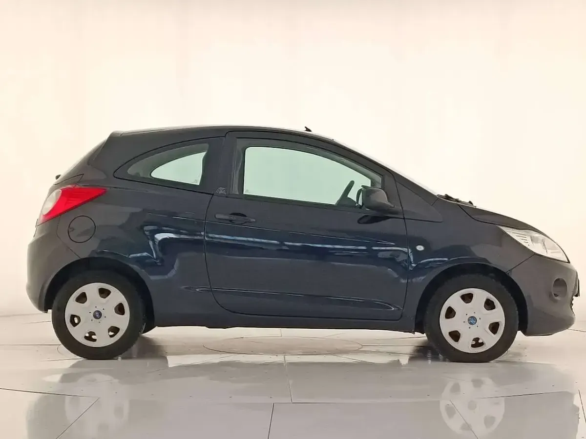 Usata Ford Ka Titanium 69 CV (50 kW) 2015 Nero pastello Berlina