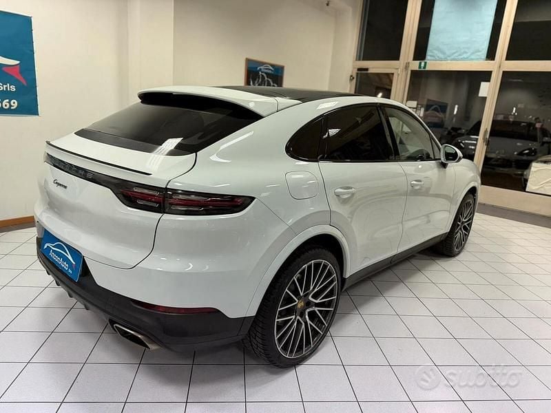 Usata Porsche Cayenne 340 CV (250 kW) 2019 Bianco SUV