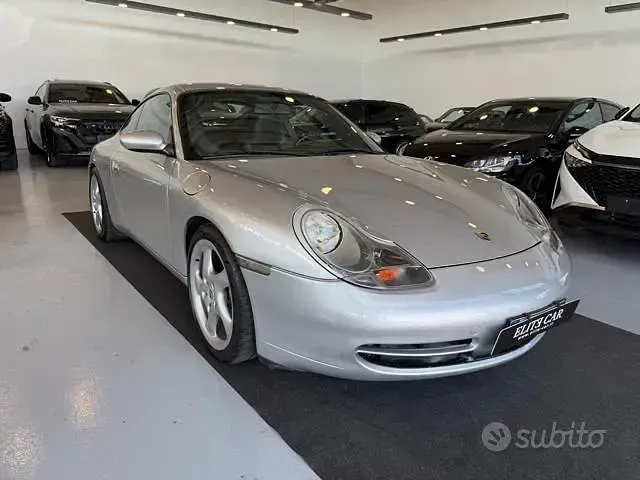 Usata Porsche 911 Carrera 299 CV (219 kW) 1998 Grigio Coupé