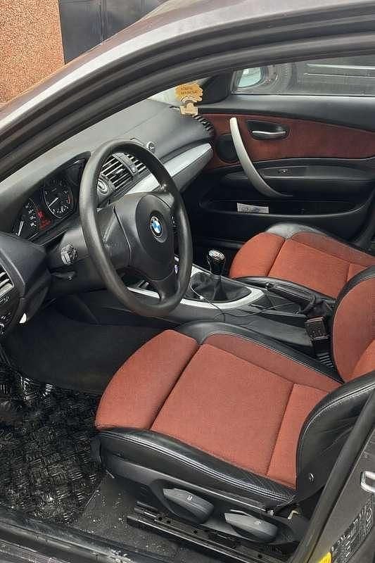 Usata BMW 118 129 CV (94 kW) 2007 Utilitaria