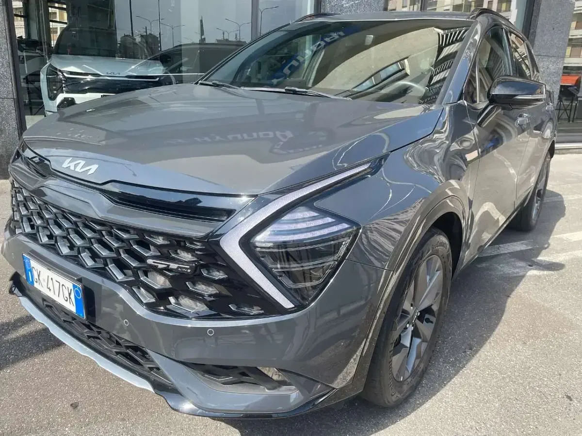 Usata Kia Sportage GT-Line 179 CV (131 kW) 2023 Grigio SUV