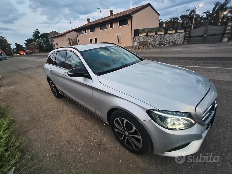 Usata Mercedes C200 136 CV (100 kW) 2015 Grigio Station wagon