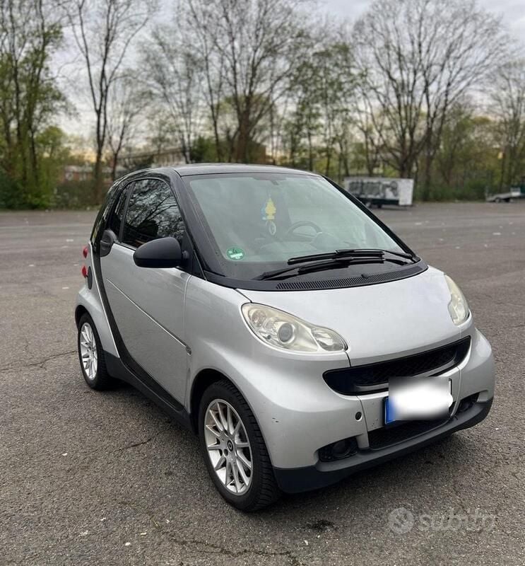 Usata 2007 Smart ForTwo Coupé Utilitaria | 4950 € (Cara) - Immagine 1/4