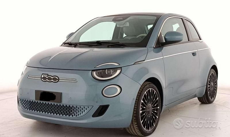 Usata Fiat 500e 42 kW (58 CV) 2022 Grigio Berlina
