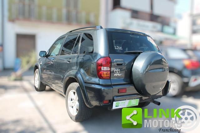 Usata Toyota RAV4 Sol 136 CV (100 kW) 2006 Antracite SUV