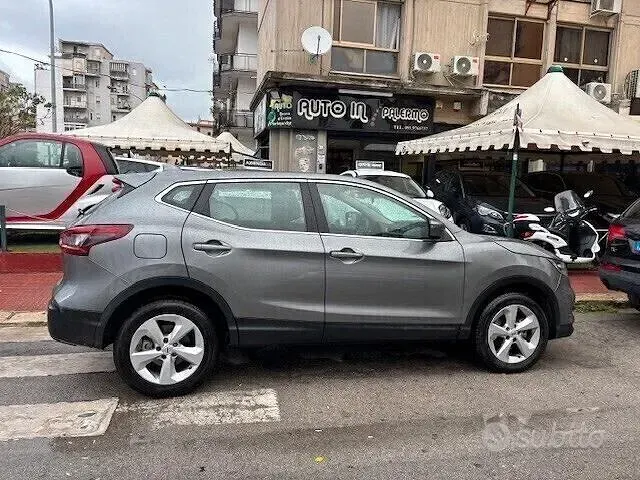 Usata Nissan Qashqai 159 CV (116 kW) 2020 Grigio SUV