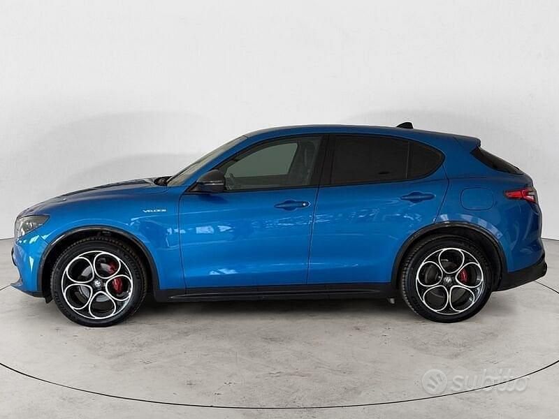Usata Alfa Romeo Stelvio Veloce 210 CV (154 kW) 2024 Blu SUV