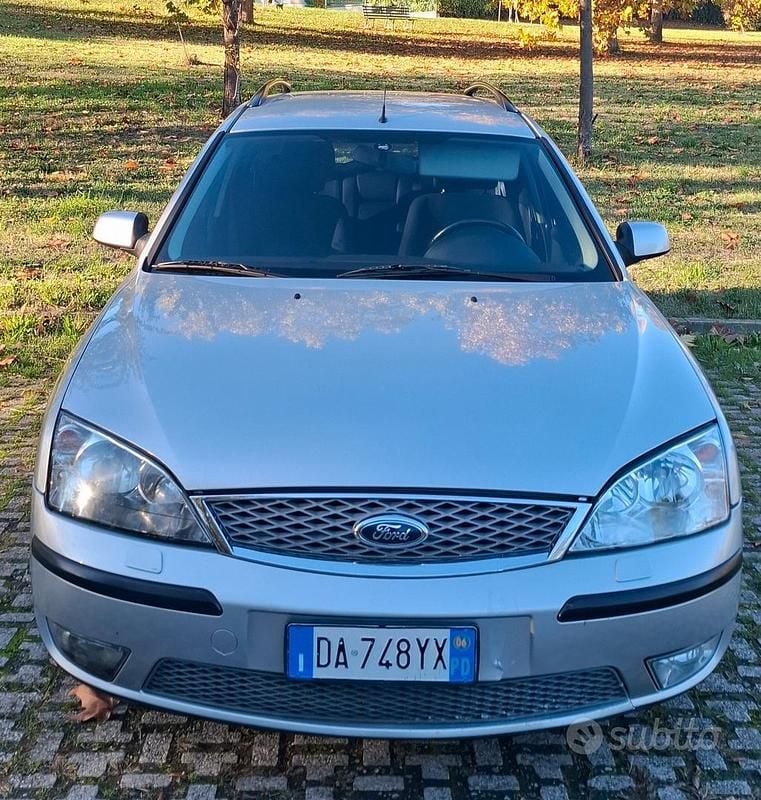 Usata Ford Mondeo Titanium 131 CV (96 kW) 2006 Berlina