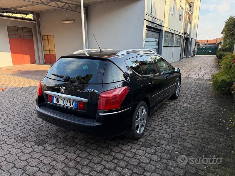 Usata Peugeot 407 135 CV (99 kW) 2008 Nero Station wagon