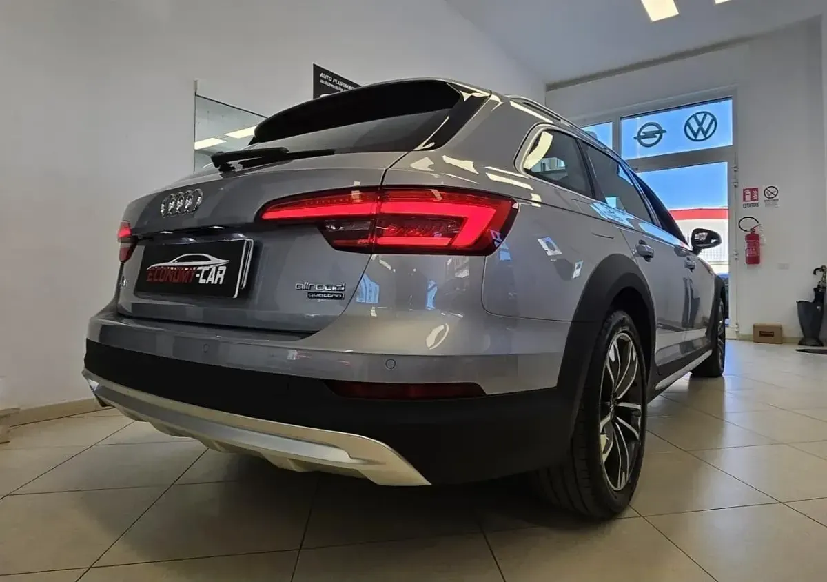 Usata Audi A4 Allroad Business 190 CV (139 kW) 2017 Grigio Station wagon