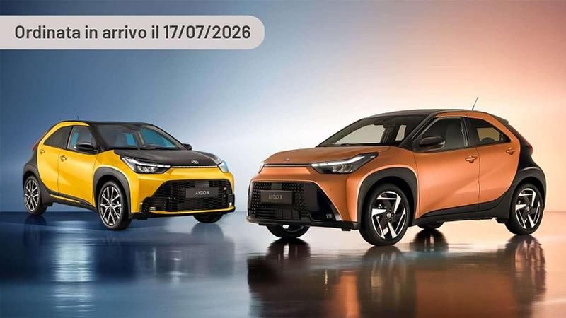 Nuova Toyota Aygo X 116 CV (85 kW) 2026 Argento SUV