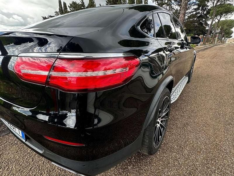 Usata Mercedes GLC250 AMG 204 CV (150 kW) 2018 Nero Coupé