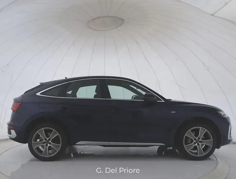 Usata Audi Q5 Sportback S-line plus 286 CV (210 kW) 2023 Blu navarra metallizzato SUV