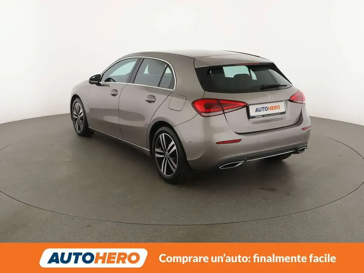 Begagnad Mercedes A220 190 HK (139 kW) 2020 Grå Sedan