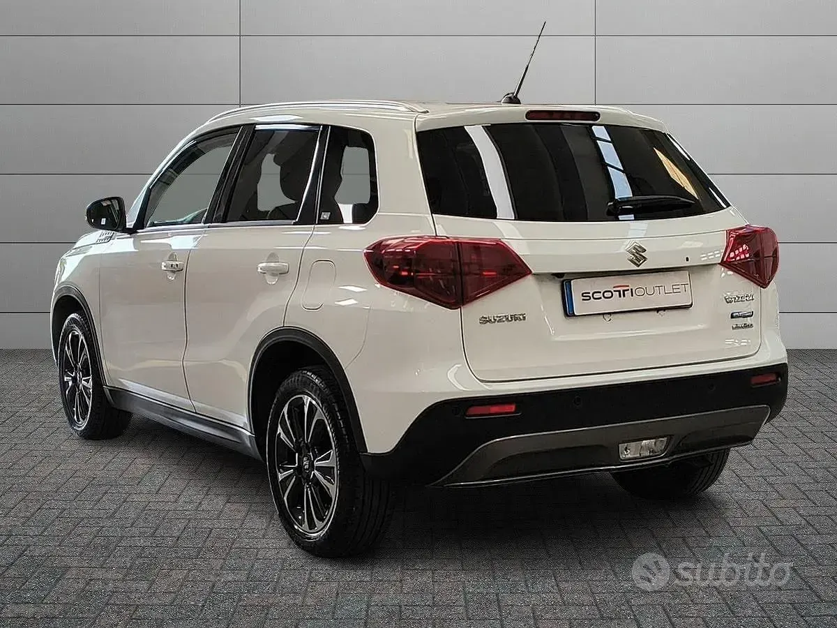 Usata Suzuki Vitara 129 CV (94 kW) 2020 Bianco SUV