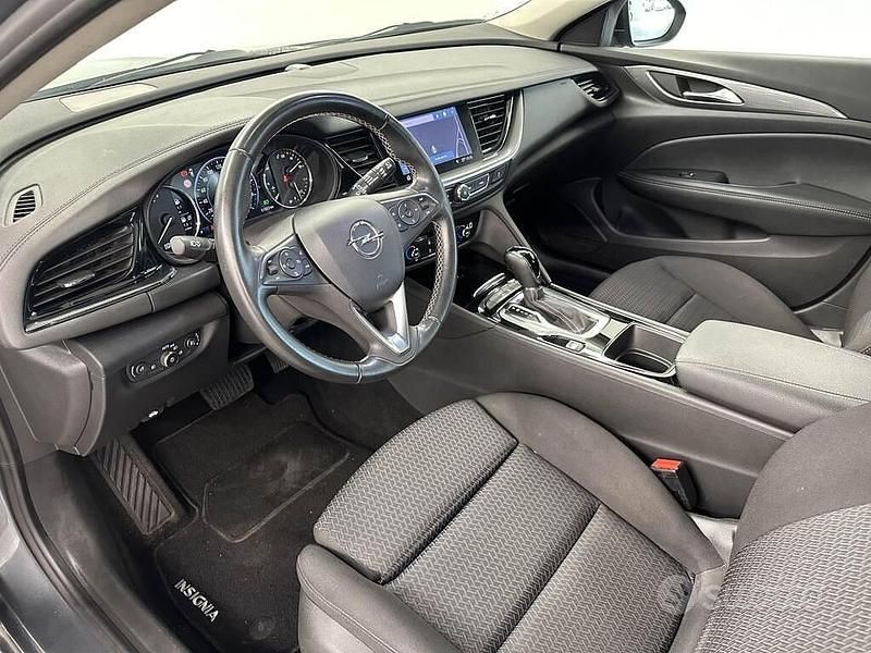 Usata Opel Insignia Business 122 CV (89 kW) 2020 Vari colori Station wagon