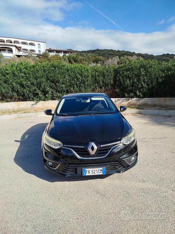 Usata Renault Mégane IV Intens 110 CV (80 kW) 2017 Nero Berlina