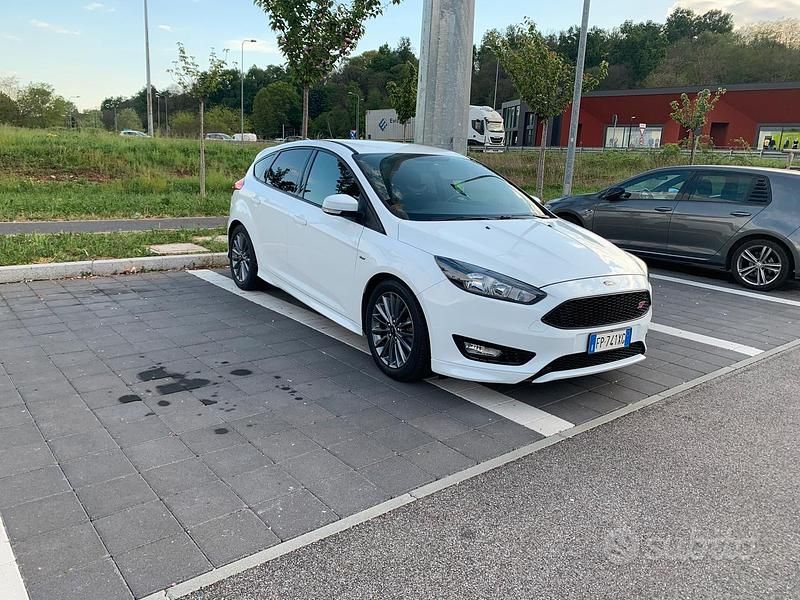 Usata Ford Focus ST-Line 2018 Bianco Berlina
