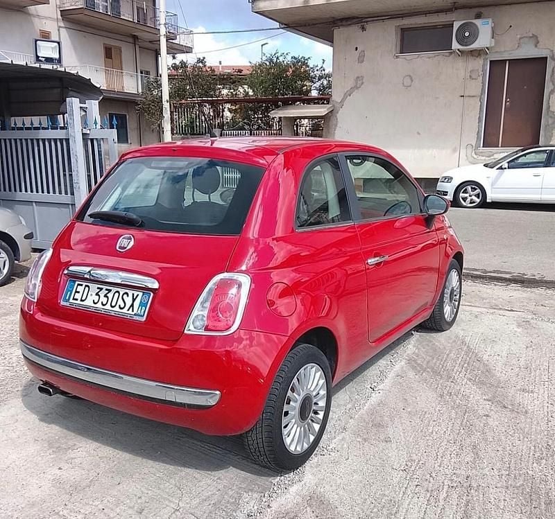 Begagnad Fiat 500 Pop 95 HK (69 kW) 2011 Röd Sedan