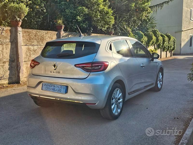 Usata Renault Clio V Zen 85 CV (62 kW) 2020 Grigio Utilitaria