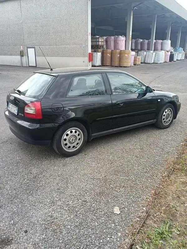 Usata Audi A3 Ambiente 131 CV (96 kW) 2002 Utilitaria
