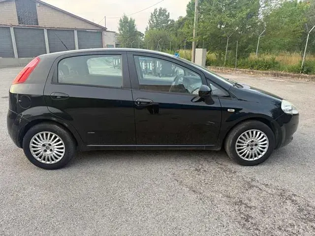 Usata Fiat Grande Punto 75 CV (55 kW) 2008 Nero Utilitaria