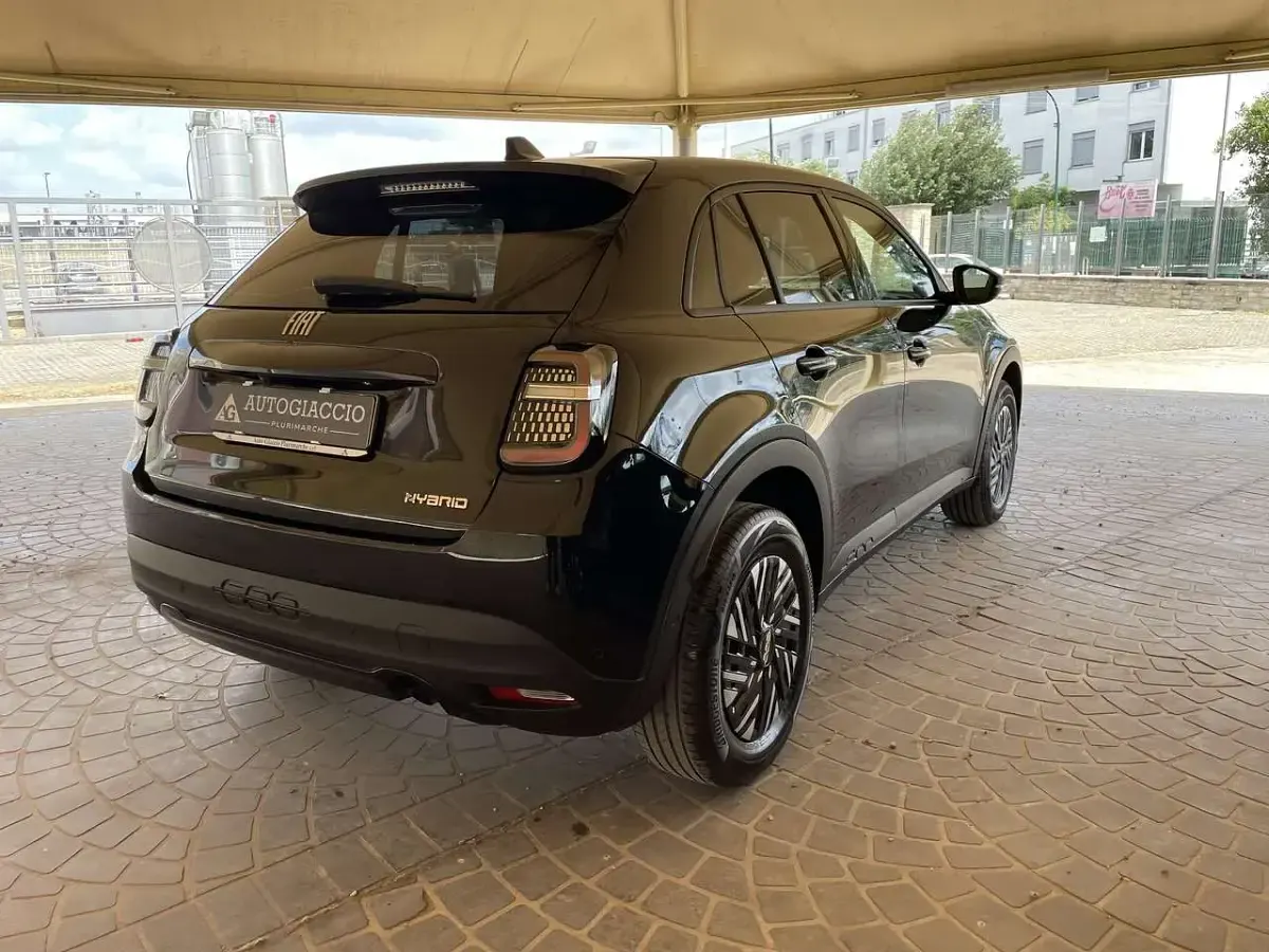 Usata Fiat 600 101 CV (74 kW) 2024 Other SUV