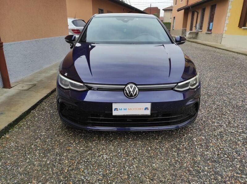 Usato 2020 VW e-Golf 1.5 Benzin 150 CV (27.500 €)