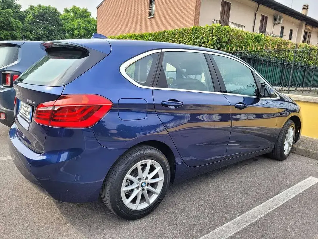 Usata BMW 216 Active Tourer 116 CV (85 kW) 2018 Blu/azzurro Monovolume