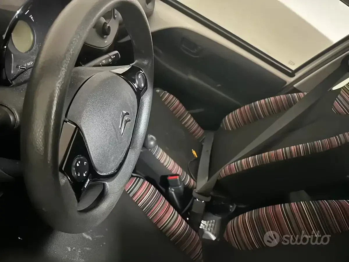 Usata Citroën C1 68 CV (50 kW) 2019 Bianco Utilitaria