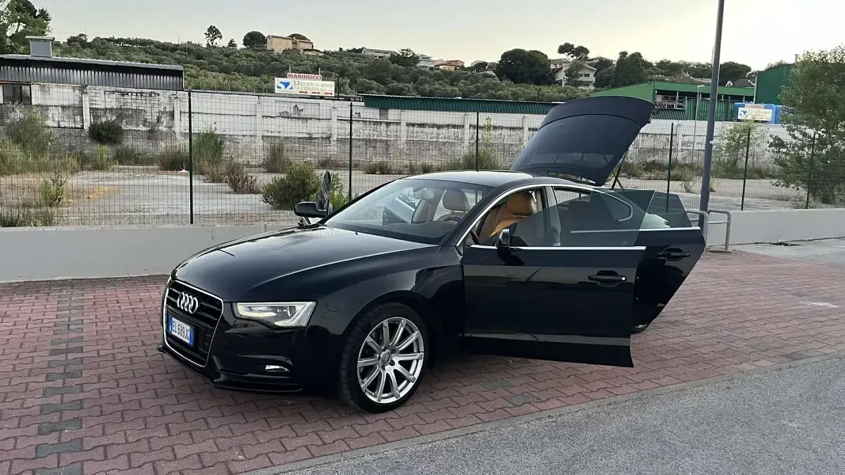 Usata Audi A5 Sportback Ambiente 177 CV (130 kW) 2012 Nero Utilitaria