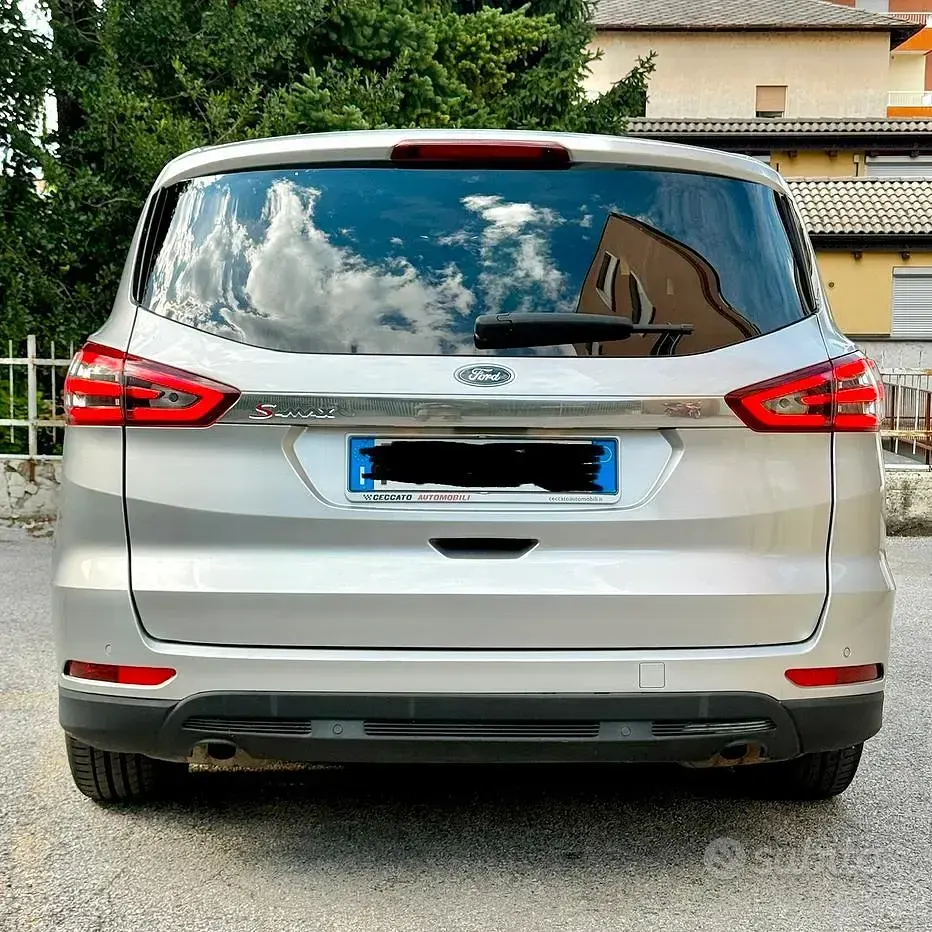Usata Ford S-MAX S 150 CV (110 kW) 2016 Grigio Monovolume