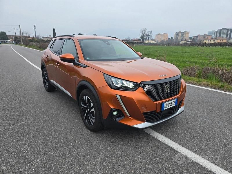Usata Peugeot 2008 GTi 131 CV (96 kW) 2022 Arancione SUV