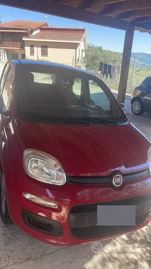 Usata Fiat Panda 69 CV (50 kW) 2015 Rosso Utilitaria