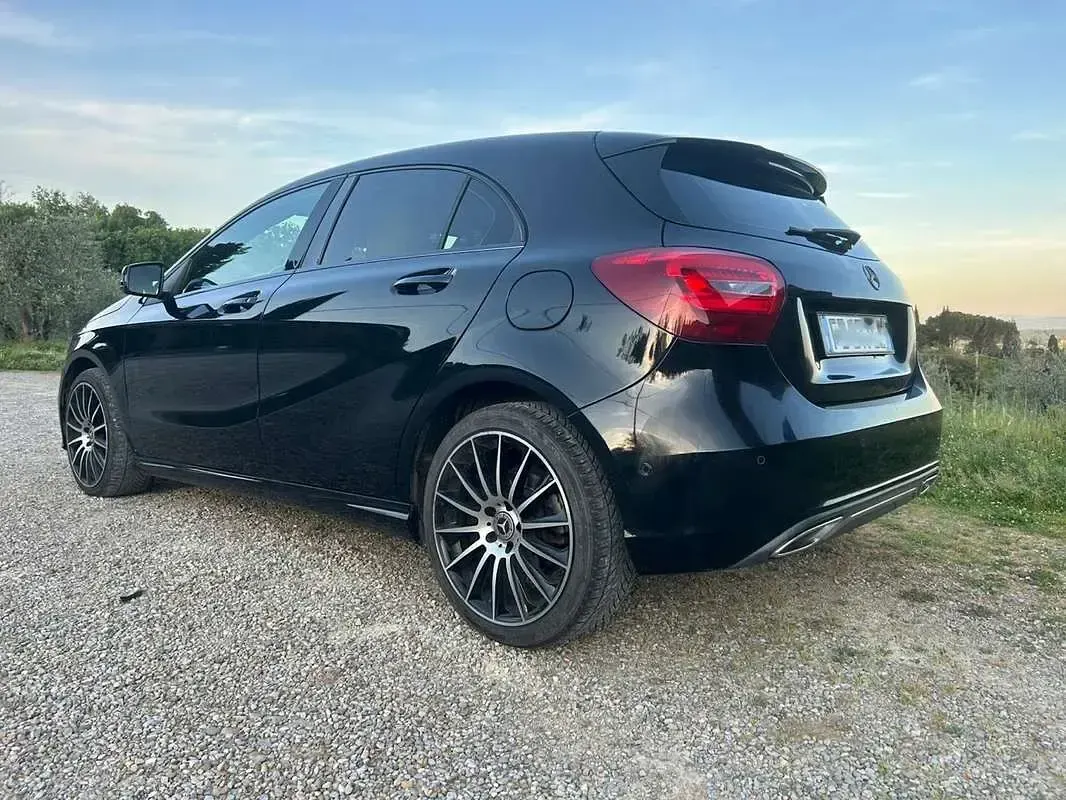 Usata Mercedes A180 Executive 109 CV (80 kW) 2016 Utilitaria