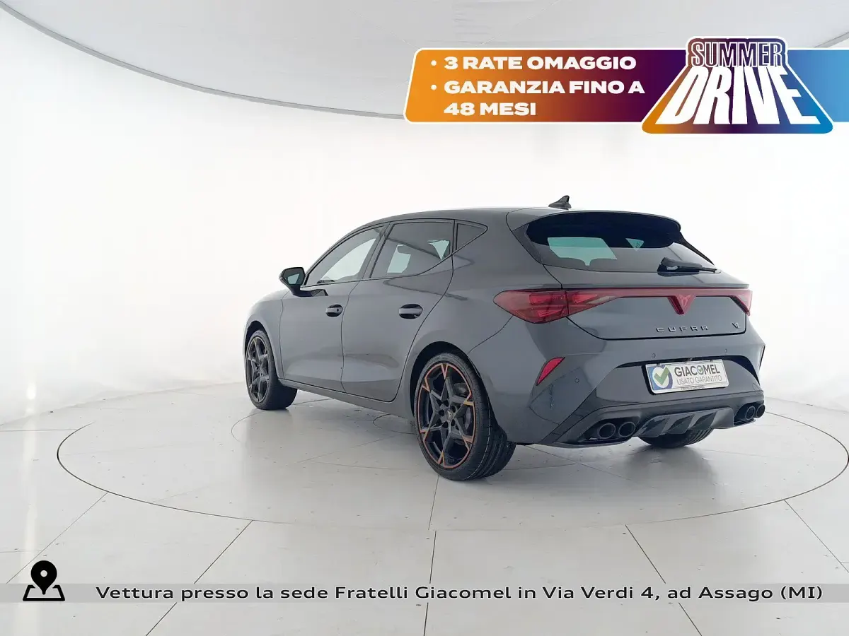 Nuova Cupra Leon VZ3 300 CV (220 kW) 2025 Grigio Berlina