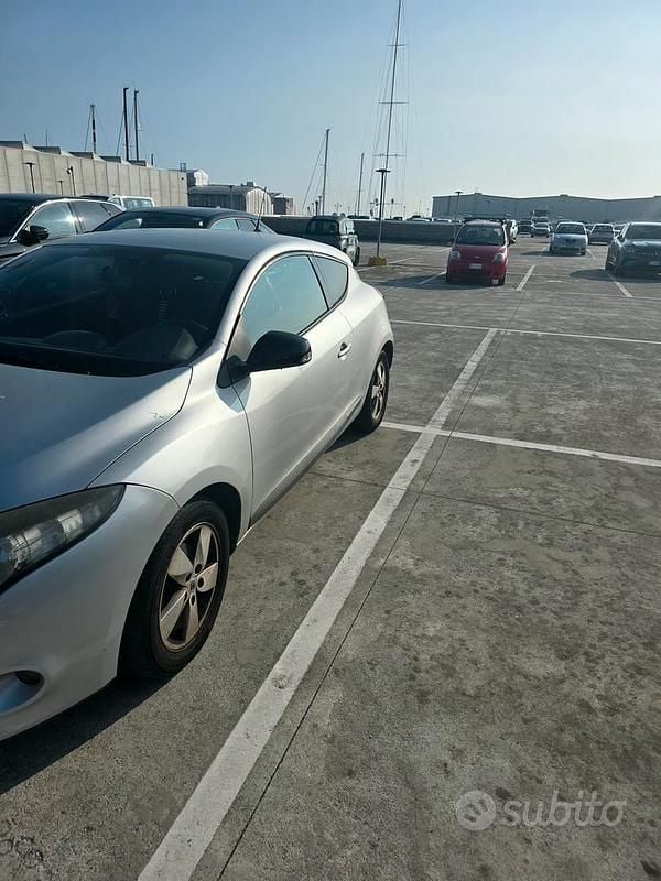 Usata Renault Mégane GT Line GT-Line 130 CV (95 kW) 2011 Grigio