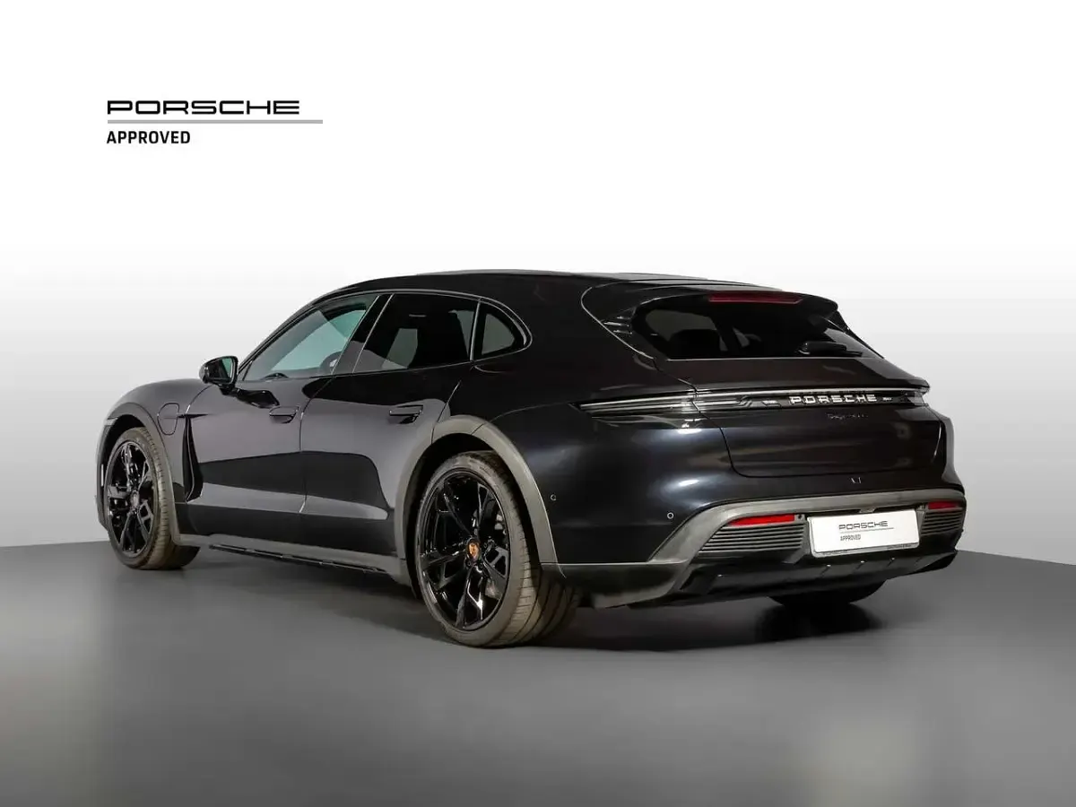 Usata Porsche Taycan 4 Cross Turismo Cross Turismo 163 kW (222 CV) 2025 Nero jet metallizzato Station wagon