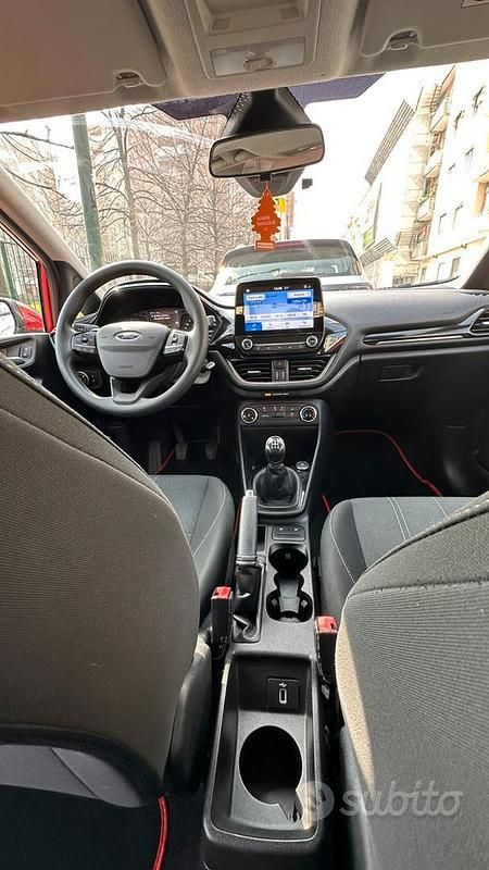 Usata Ford Fiesta 86 CV (63 kW) 2019 Rosso Utilitaria