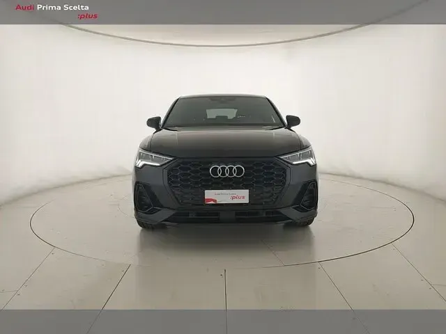Usata Audi Q3 Sportback S-Line 150 CV (110 kW) 2020 Nero mito metallizzato SUV