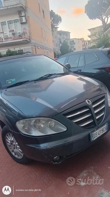 Usata Ssangyong (KGM) Rodius 165 CV (121 kW) 2008 Nero Monovolume