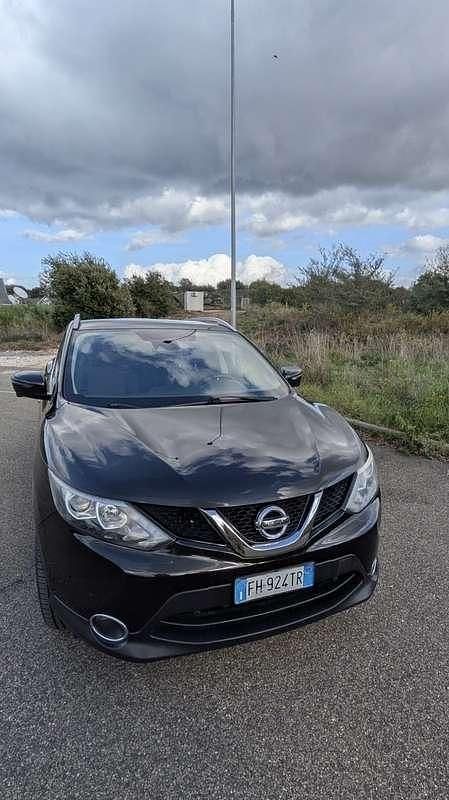 Usata Nissan Qashqai N-Connecta 131 CV (96 kW) 2017 Nero SUV