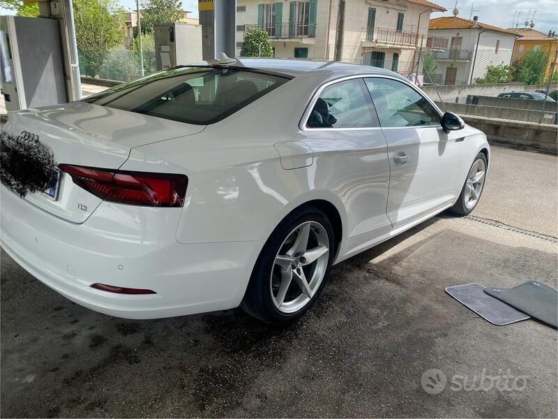 Bianco Usata 2018 Audi A5 Coupé | 22.000 € (Super prezzo) - Immagine 1/4