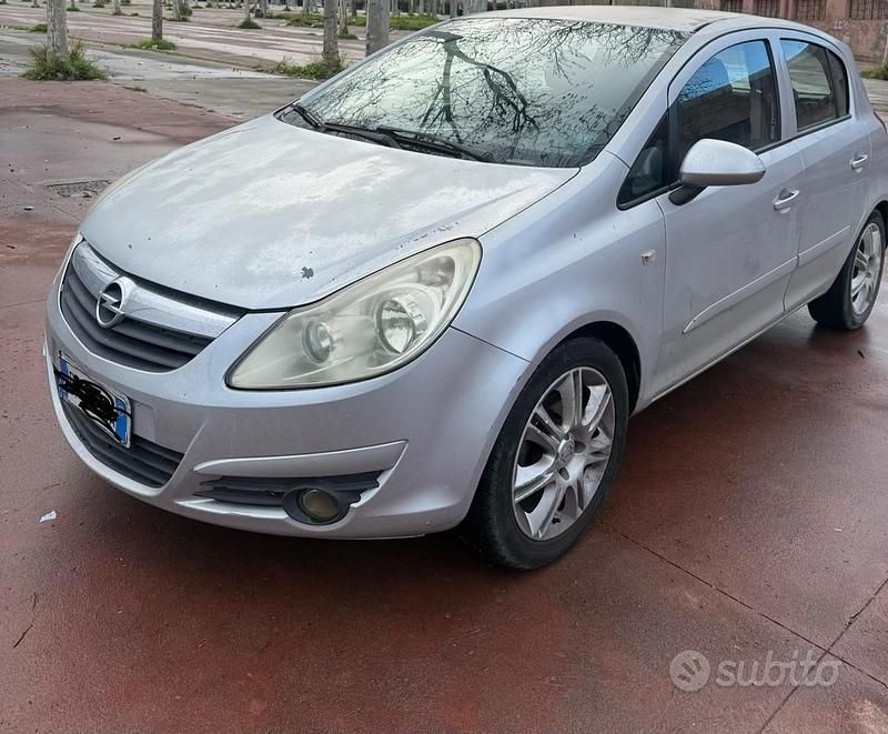 Usata Opel Corsa 80 CV (58 kW) 2010 Grigio Utilitaria